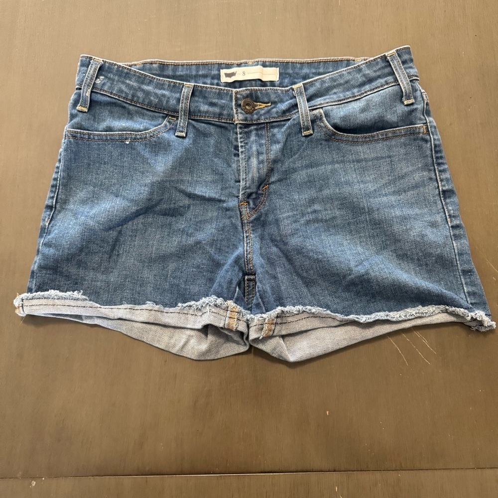 Levi’s Women’s 8 2012 Denim Cutoff Jean Short Waist 31